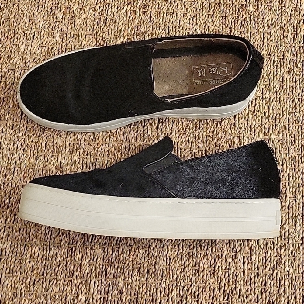 SKETCHERS STREET Rise Fit black platform shoes.  Size is 8.5. Good condition.